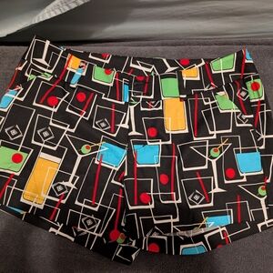 Geometric Patterned Women's Shorts